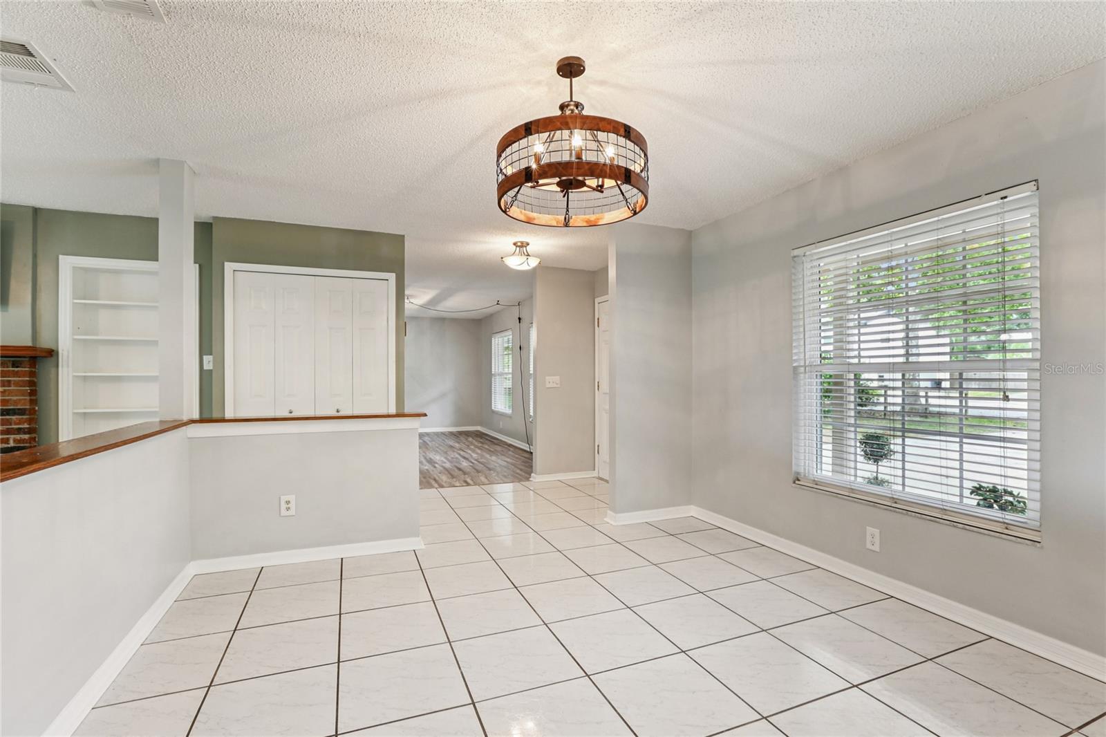 Image 18 of 73 For 3844 Seixas Place