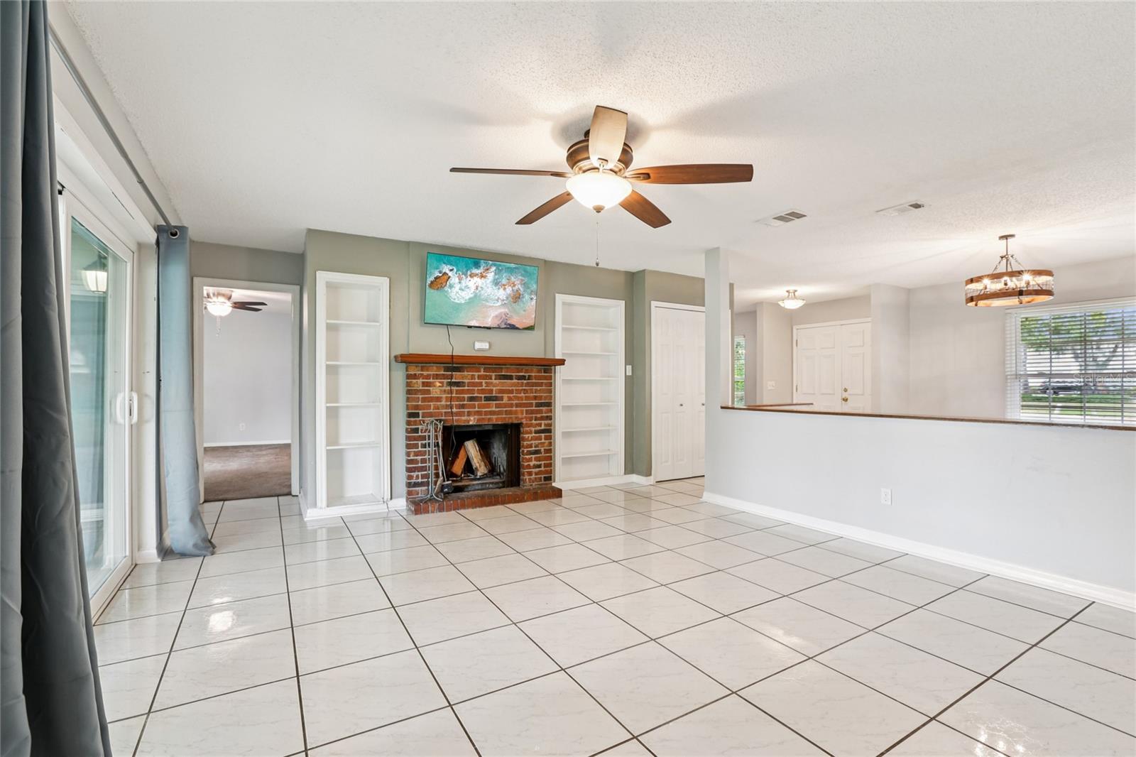 Image 20 of 73 For 3844 Seixas Place