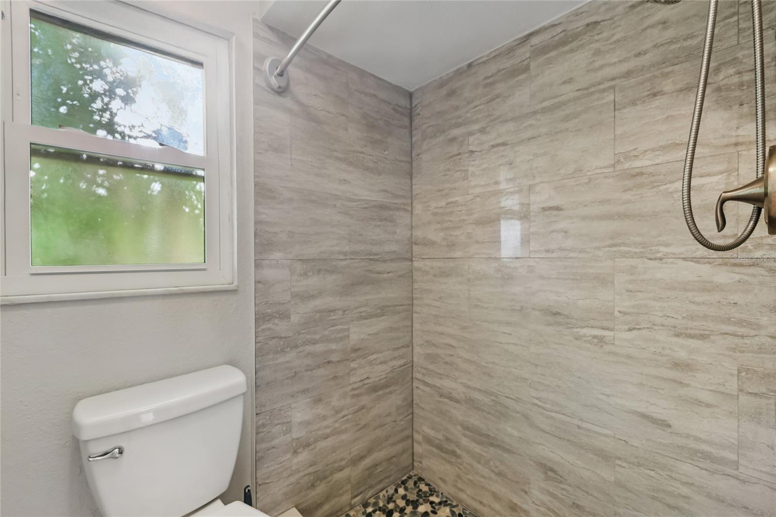 Image 30 of 73 For 3844 Seixas Place