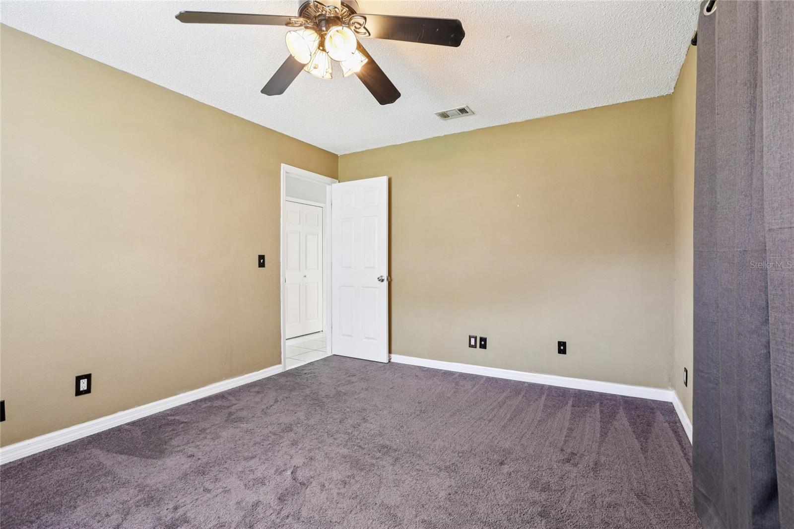 Image 39 of 73 For 3844 Seixas Place