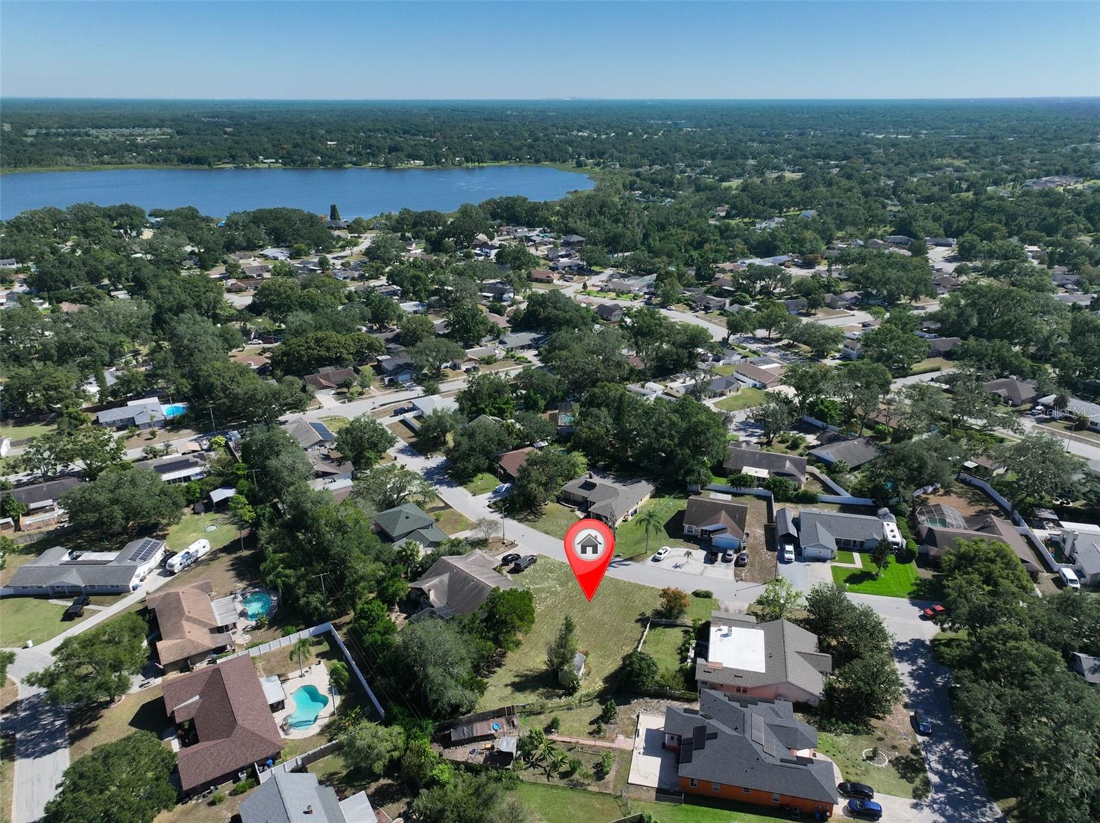 Listing photo id 10 for 1114 Classic Drive