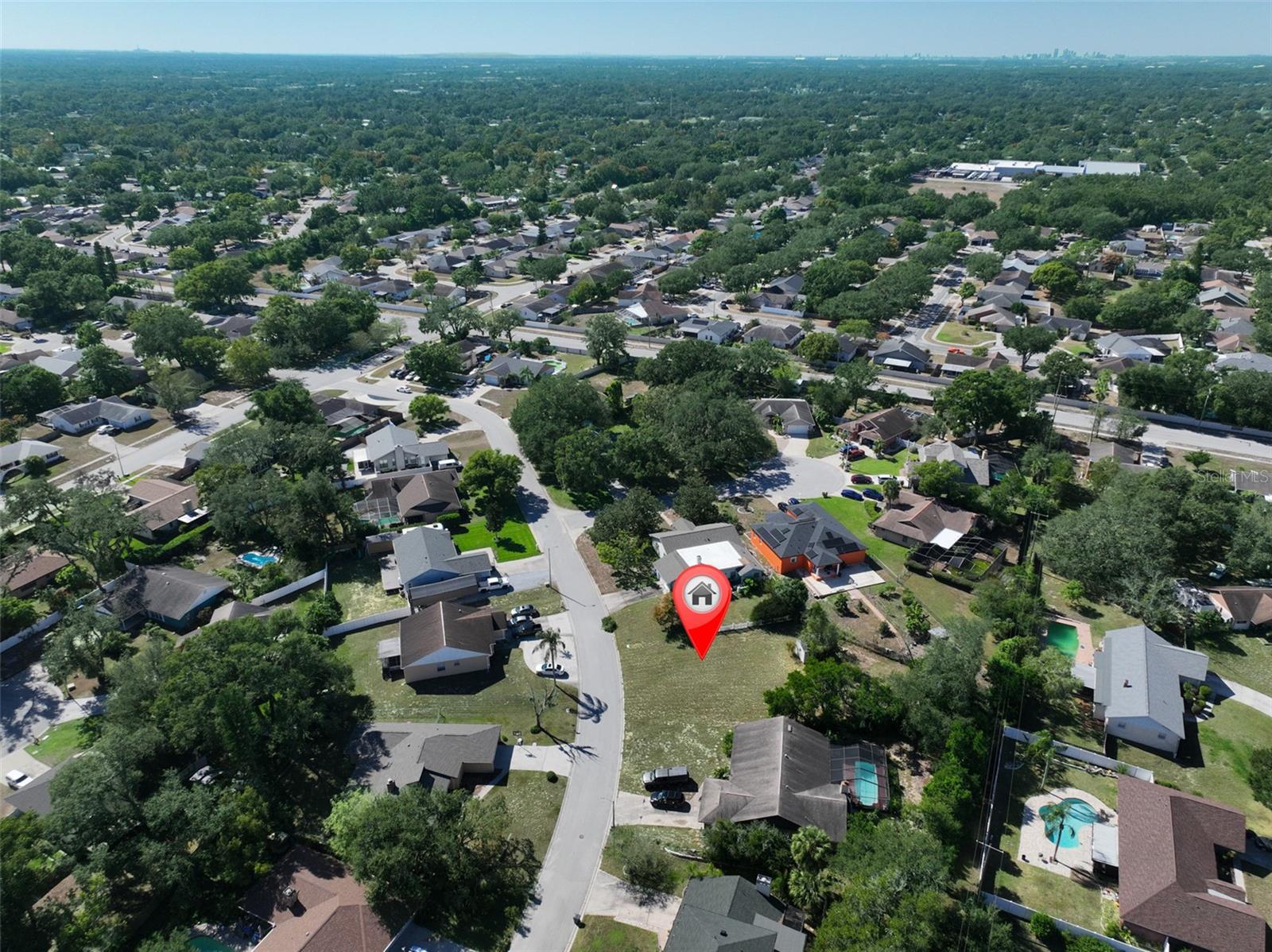 Listing photo id 16 for 1114 Classic Drive