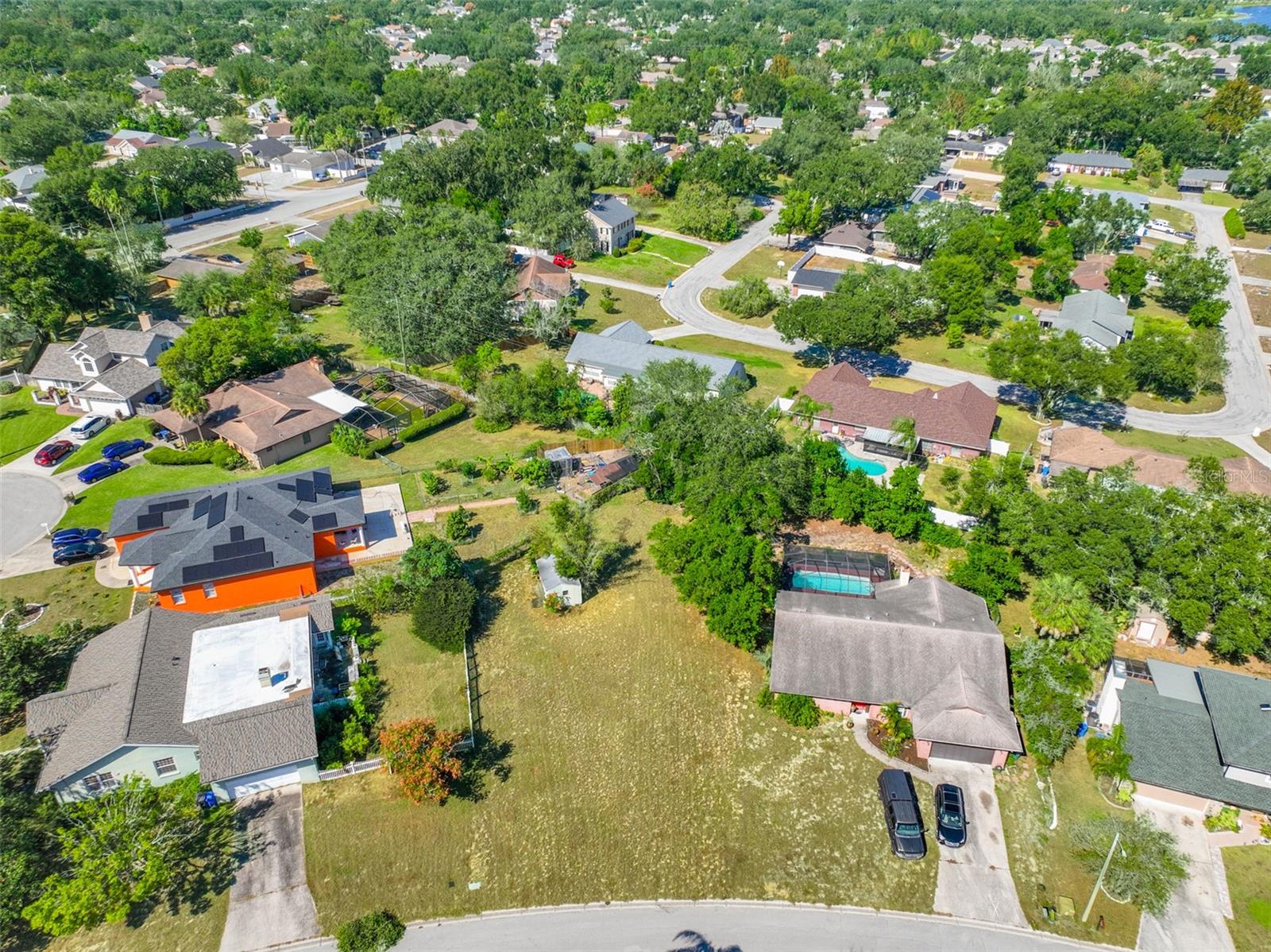 Listing photo id 1 for 1114 Classic Drive