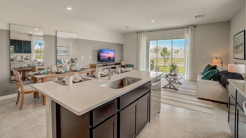 Image 6 of 16 For 11354 Velvet Apricot Drive