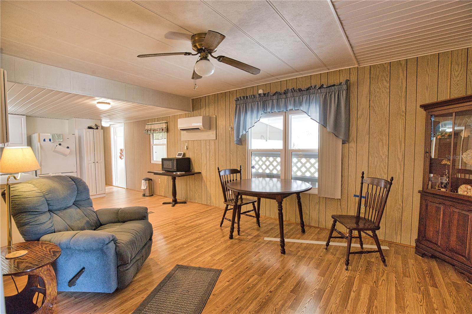 Image 13 of 36 For 863 Calle Menuda