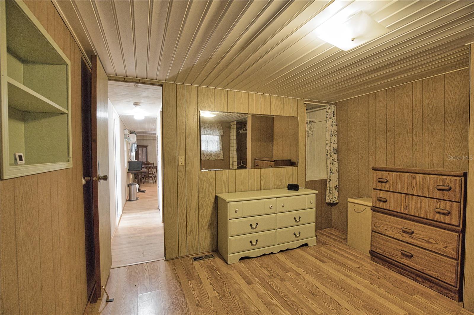 Image 16 of 36 For 863 Calle Menuda