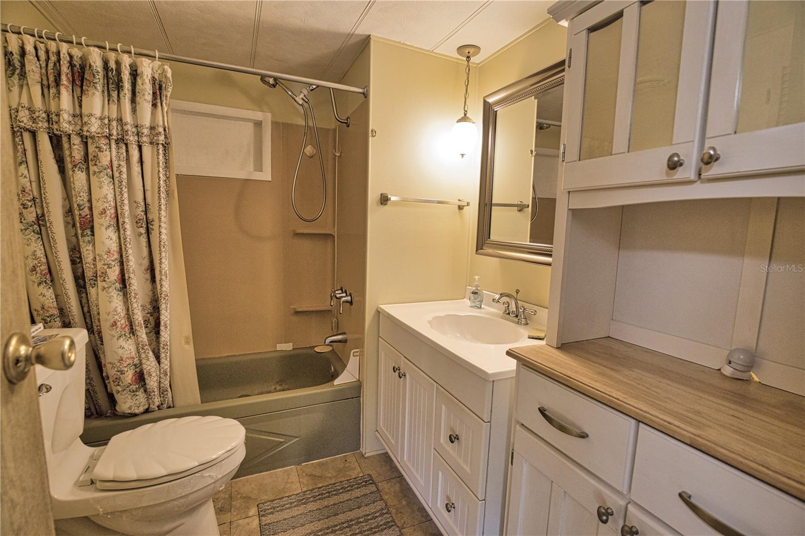 Image 17 of 36 For 863 Calle Menuda