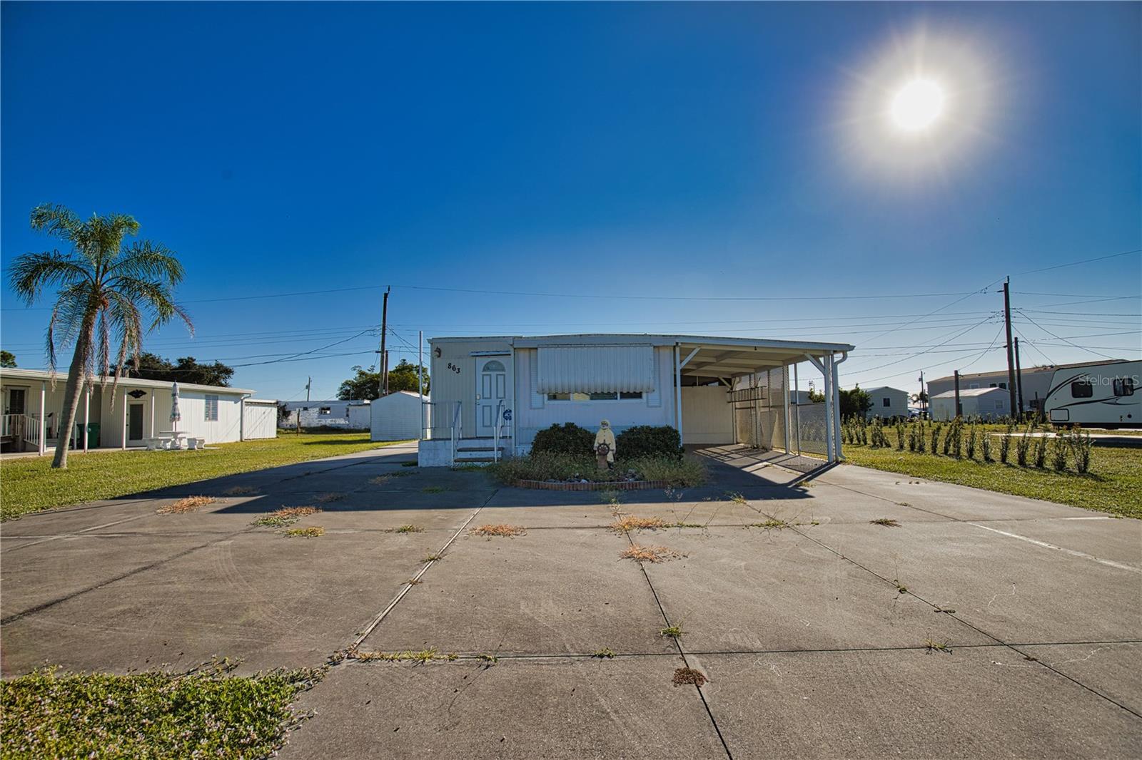 Image 2 of 36 For 863 Calle Menuda