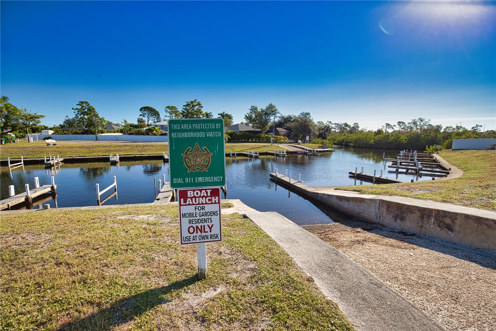 Image 28 of 36 For 863 Calle Menuda