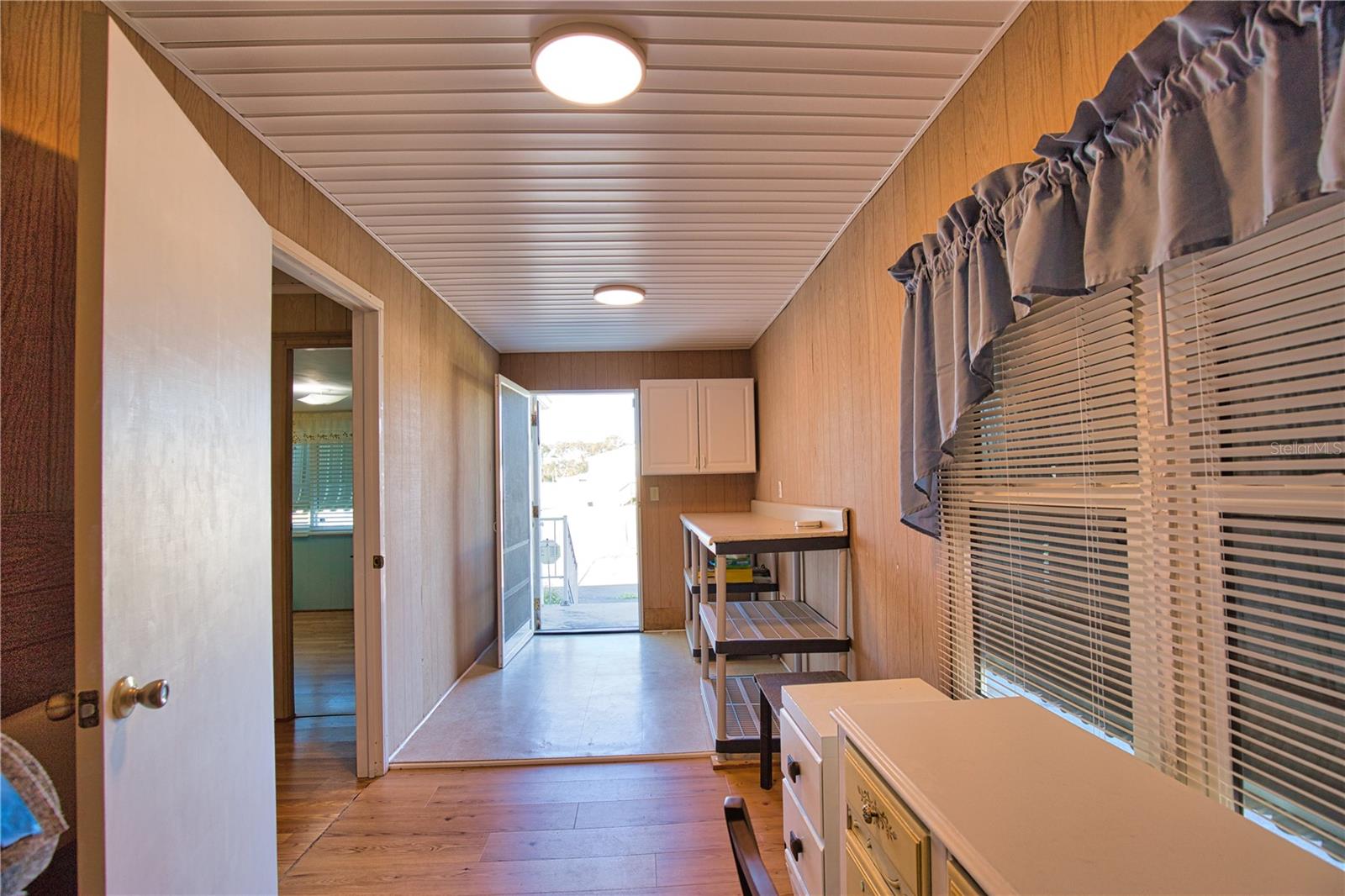 Image 6 of 36 For 863 Calle Menuda