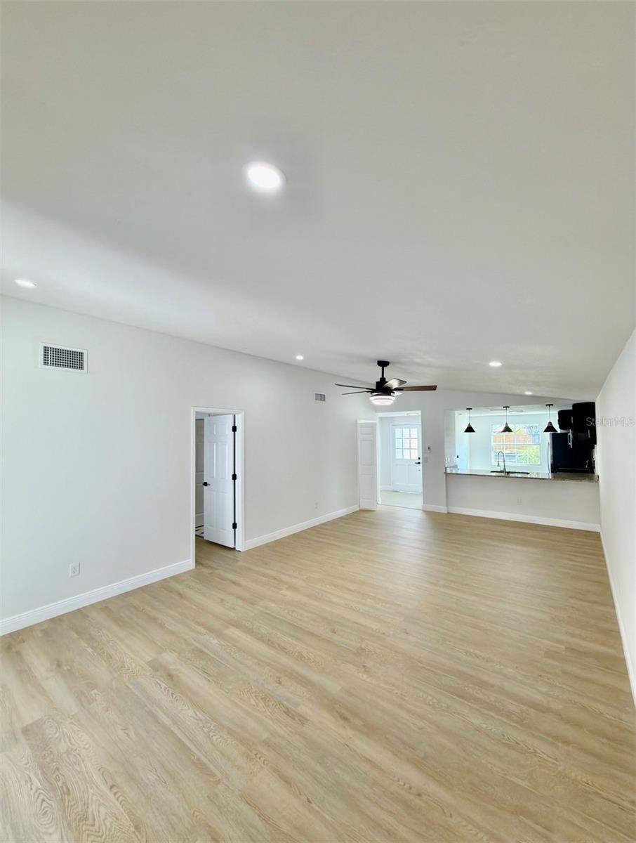 Image 6 of 31 For 12336 Cloverstone Drive