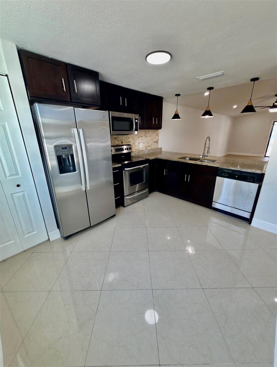 Image 7 of 31 For 12336 Cloverstone Drive