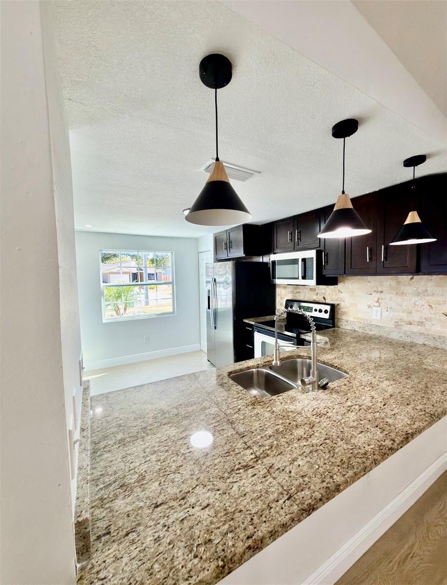 Image 8 of 31 For 12336 Cloverstone Drive