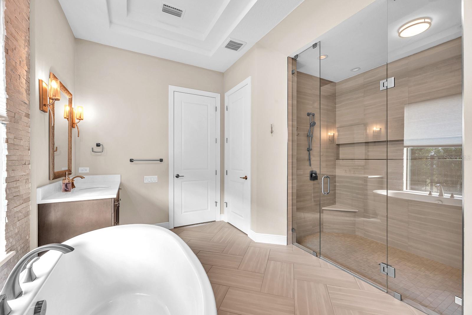 Listing photo id 24 for 14709 Fishhawk Preserve Drive