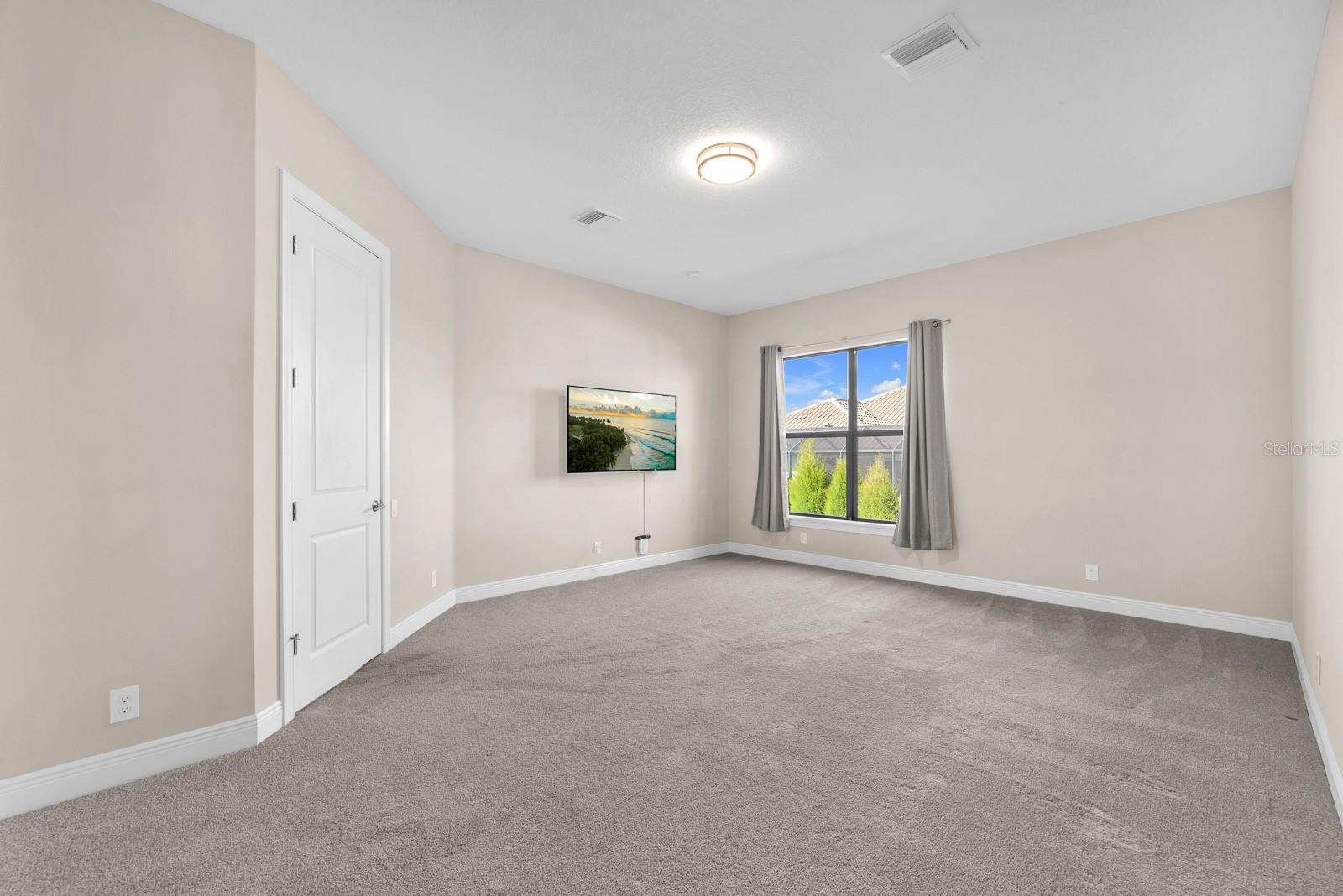 Listing photo id 30 for 14709 Fishhawk Preserve Drive