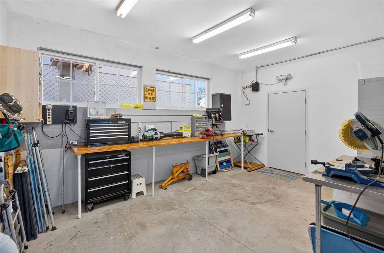 Image 29 of 100 For 5659 Shore Boulevard S