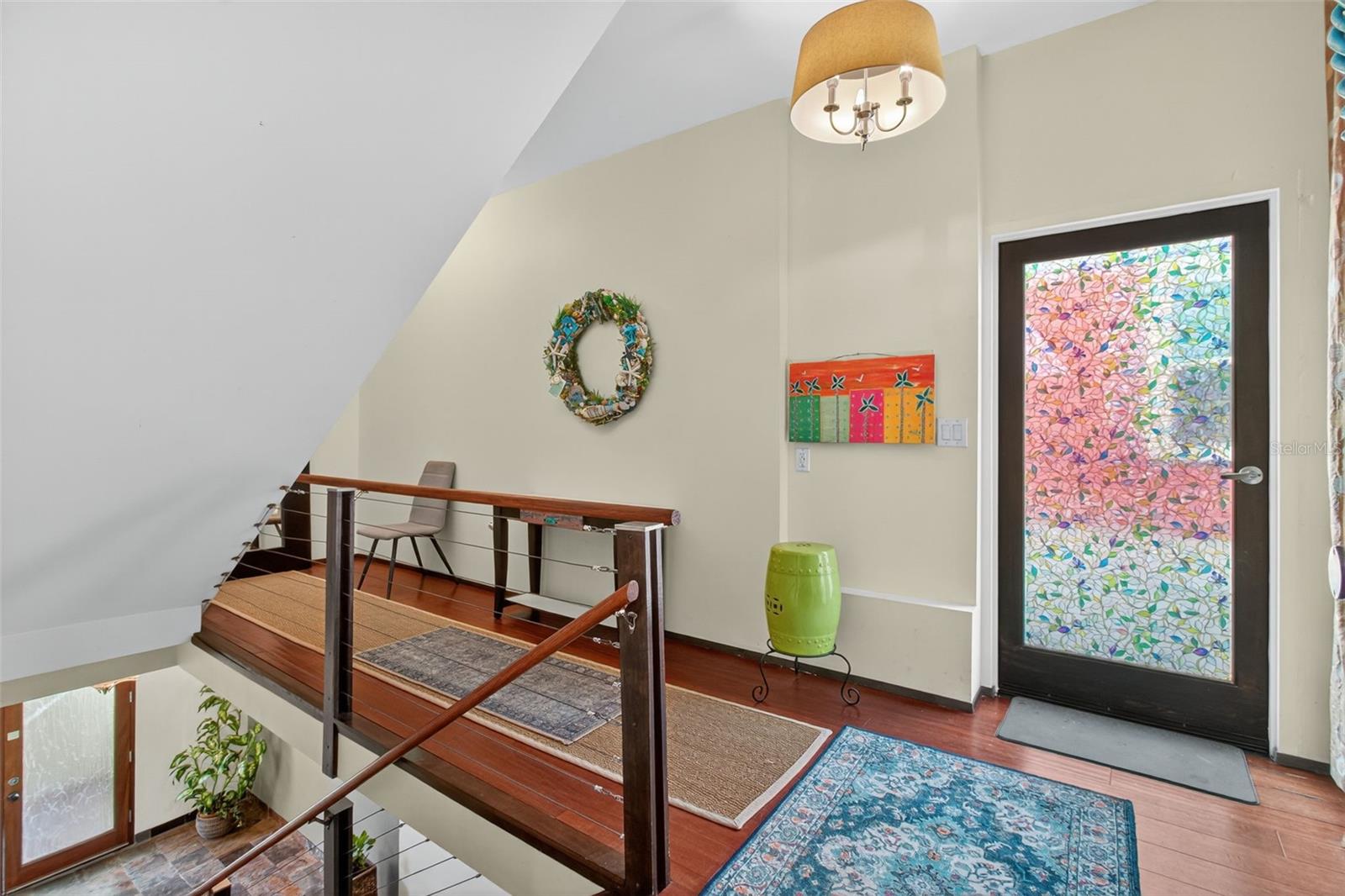 Image 41 of 100 For 5659 Shore Boulevard S