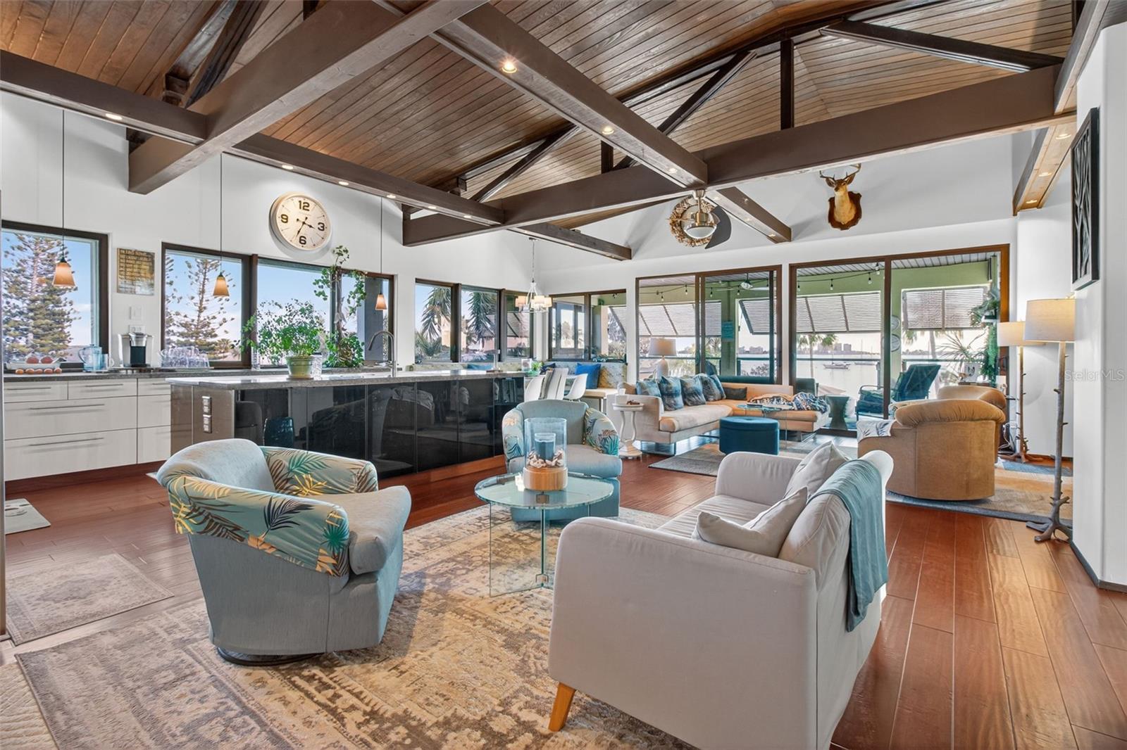 Image 68 of 100 For 5659 Shore Boulevard S