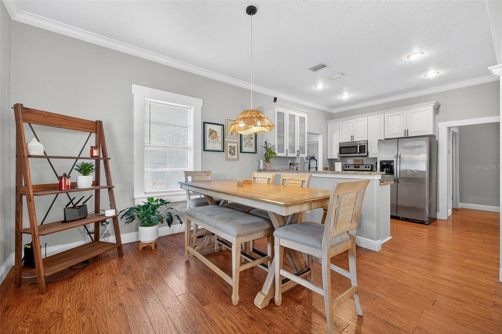 Image 12 of 30 For 5911 Highland Avenue