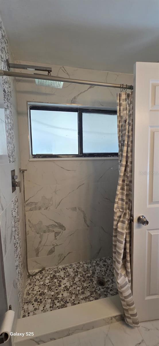 Image 3 of 20 For 9910 Burl Way