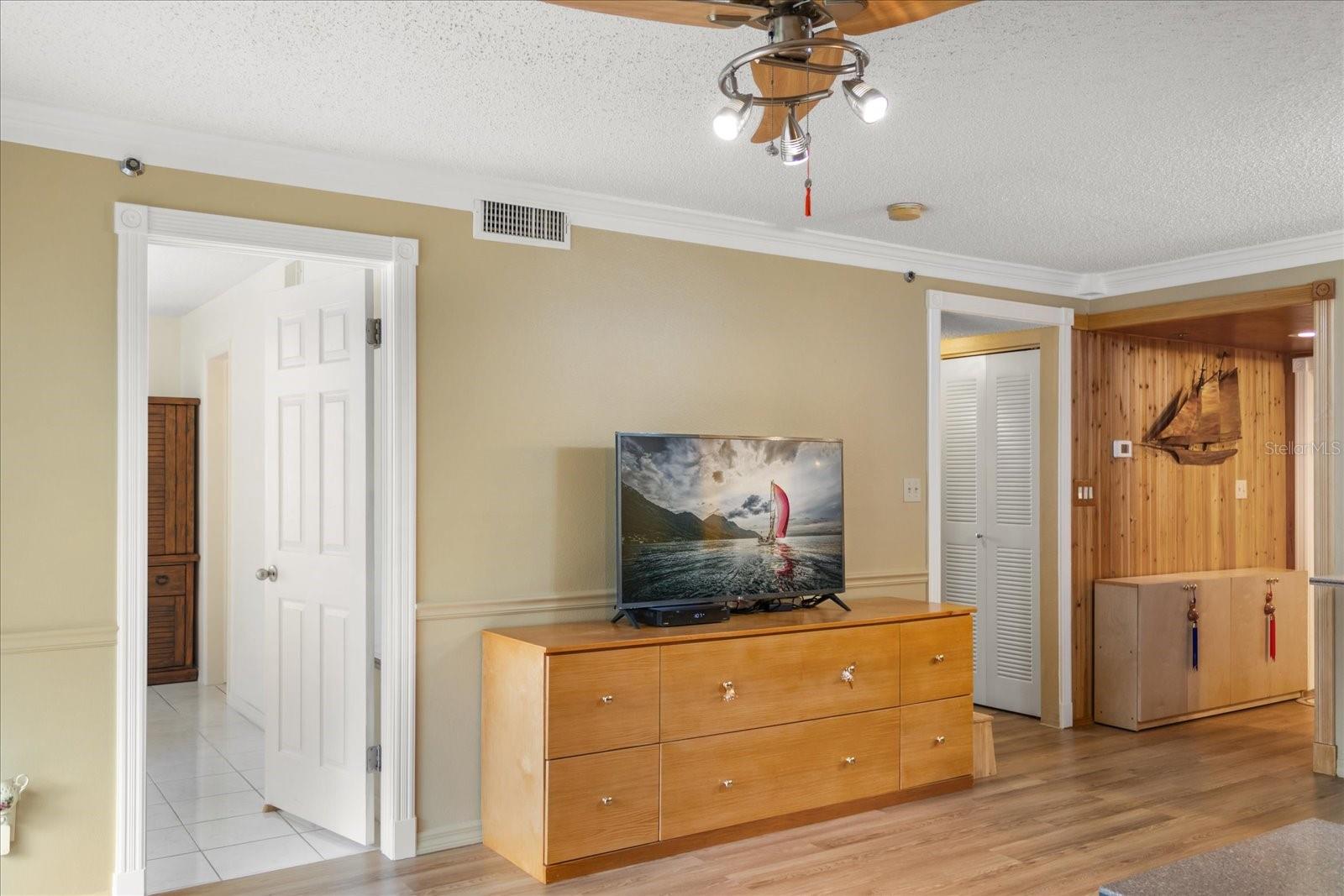 Image 13 of 27 For 6817 Stones Throw Circle N 17107