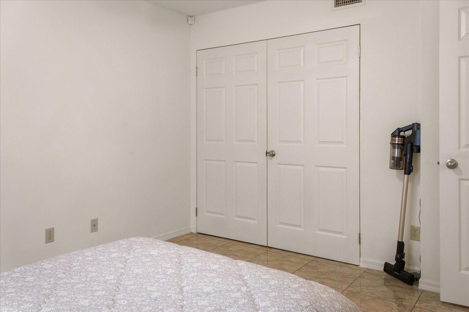 Image 21 of 27 For 6817 Stones Throw Circle N 17107