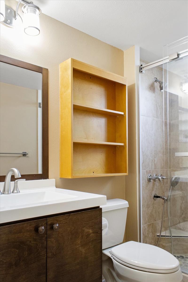 Image 22 of 27 For 6817 Stones Throw Circle N 17107