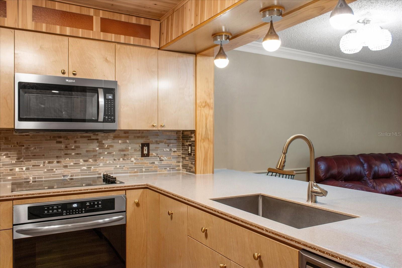 Image 6 of 27 For 6817 Stones Throw Circle N 17107