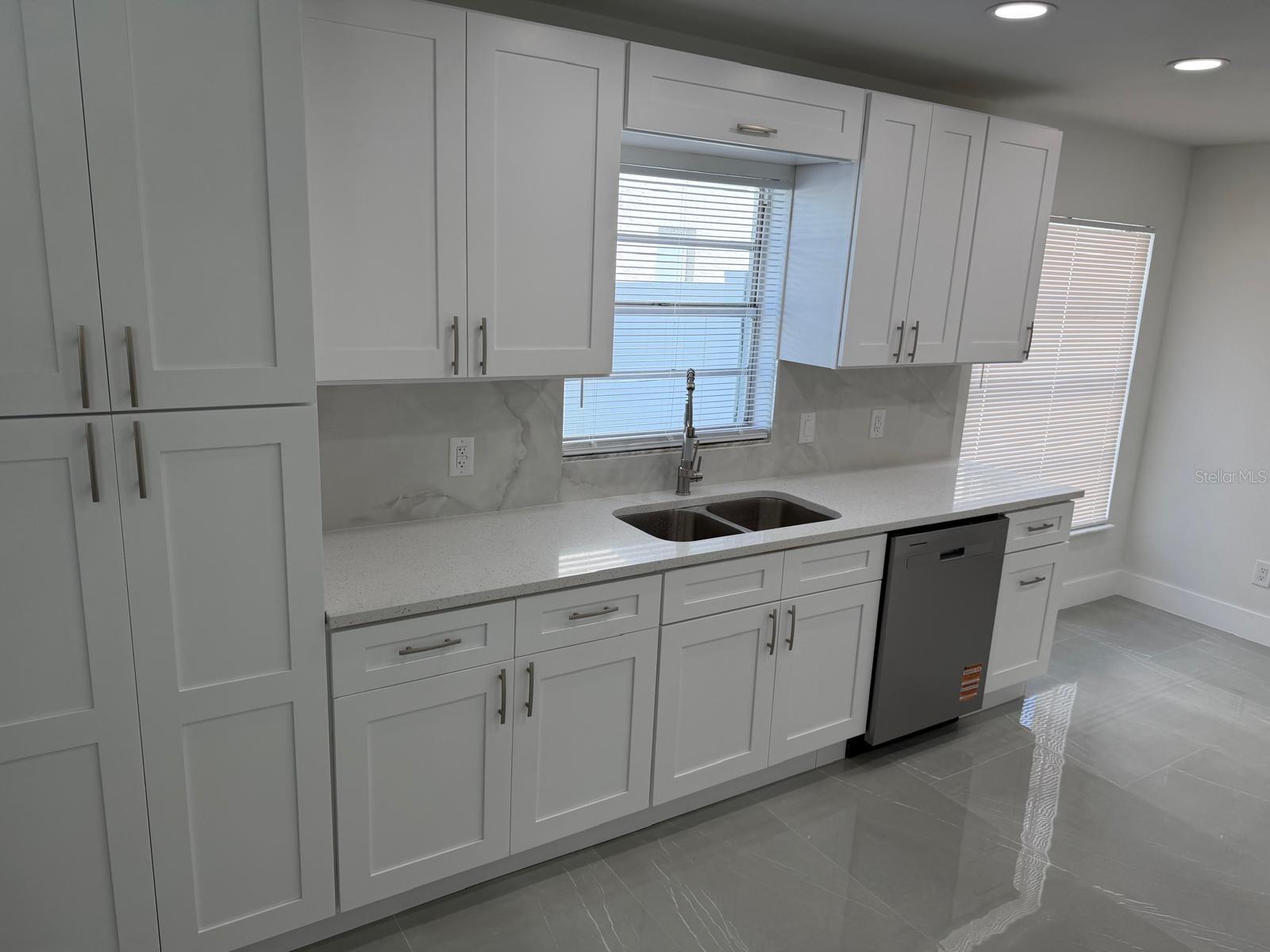 Image 6 of 8 For 10912 Brightside Drive