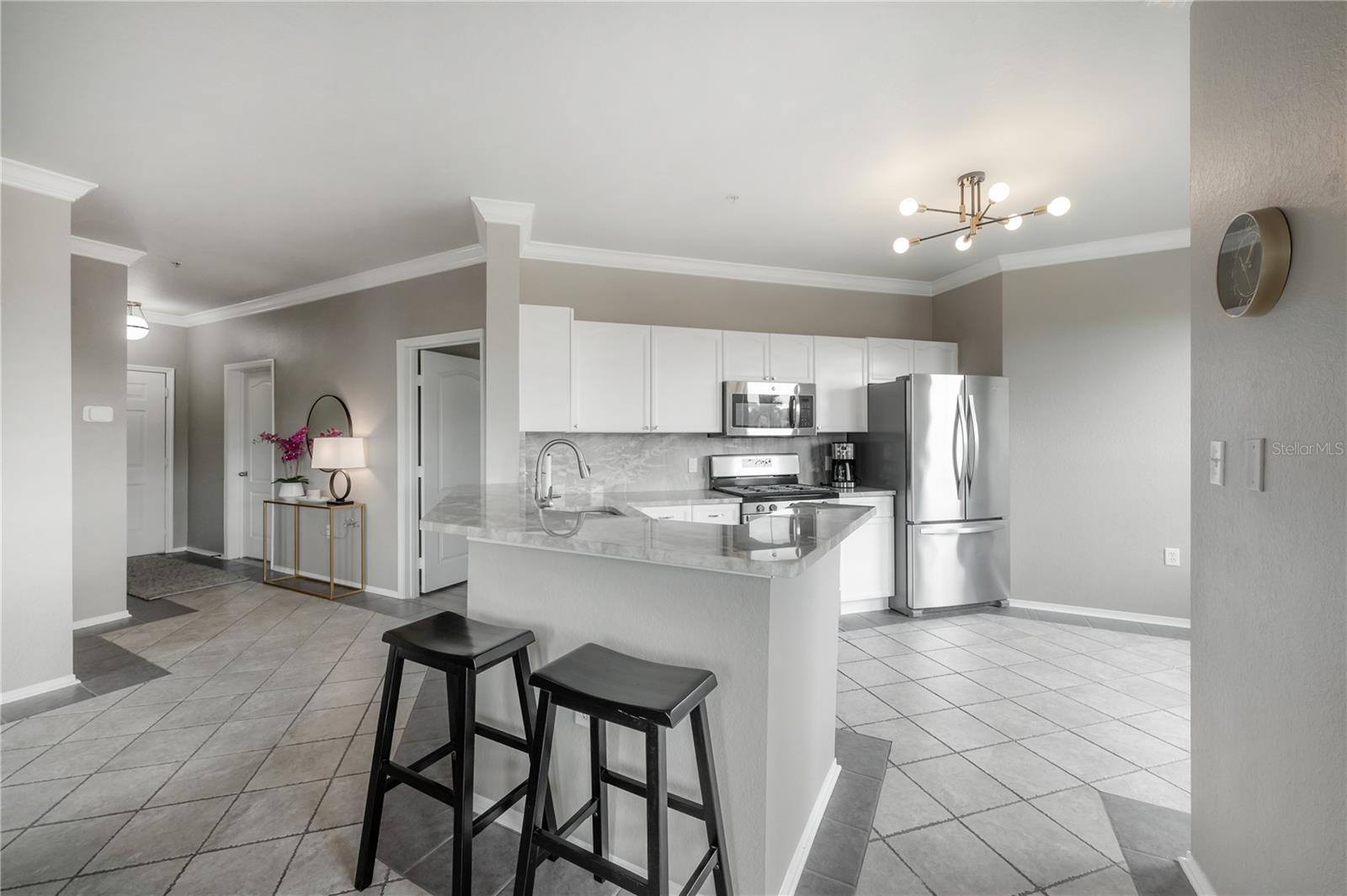 Image 13 of 37 For 2709 Via Cipriani  530b