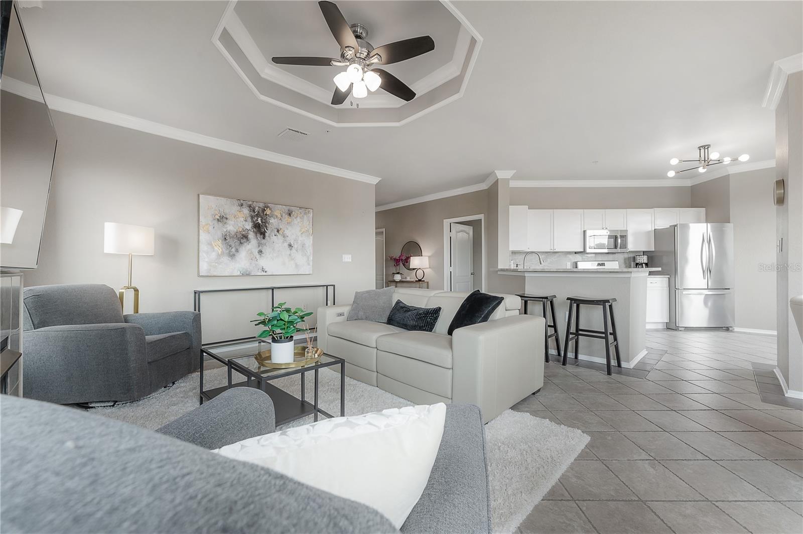 Image 8 of 37 For 2709 Via Cipriani  530b