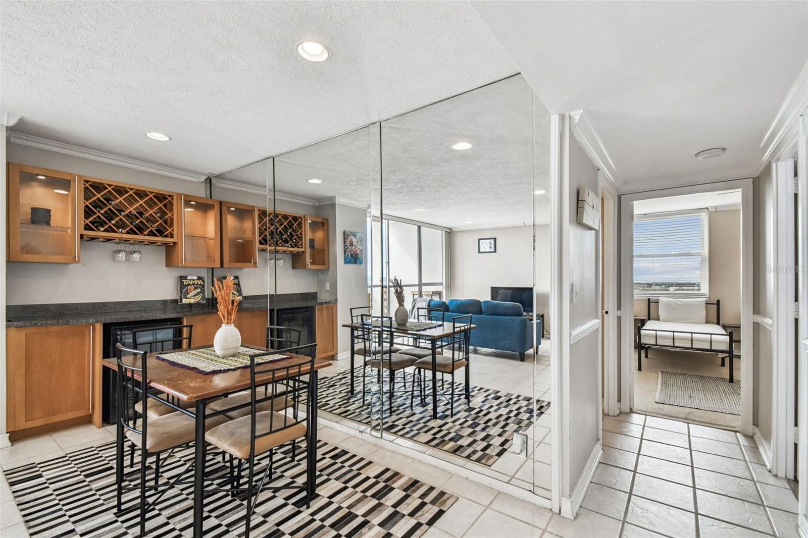 Image 12 of 38 For 4015 Bayshore Boulevard 14e