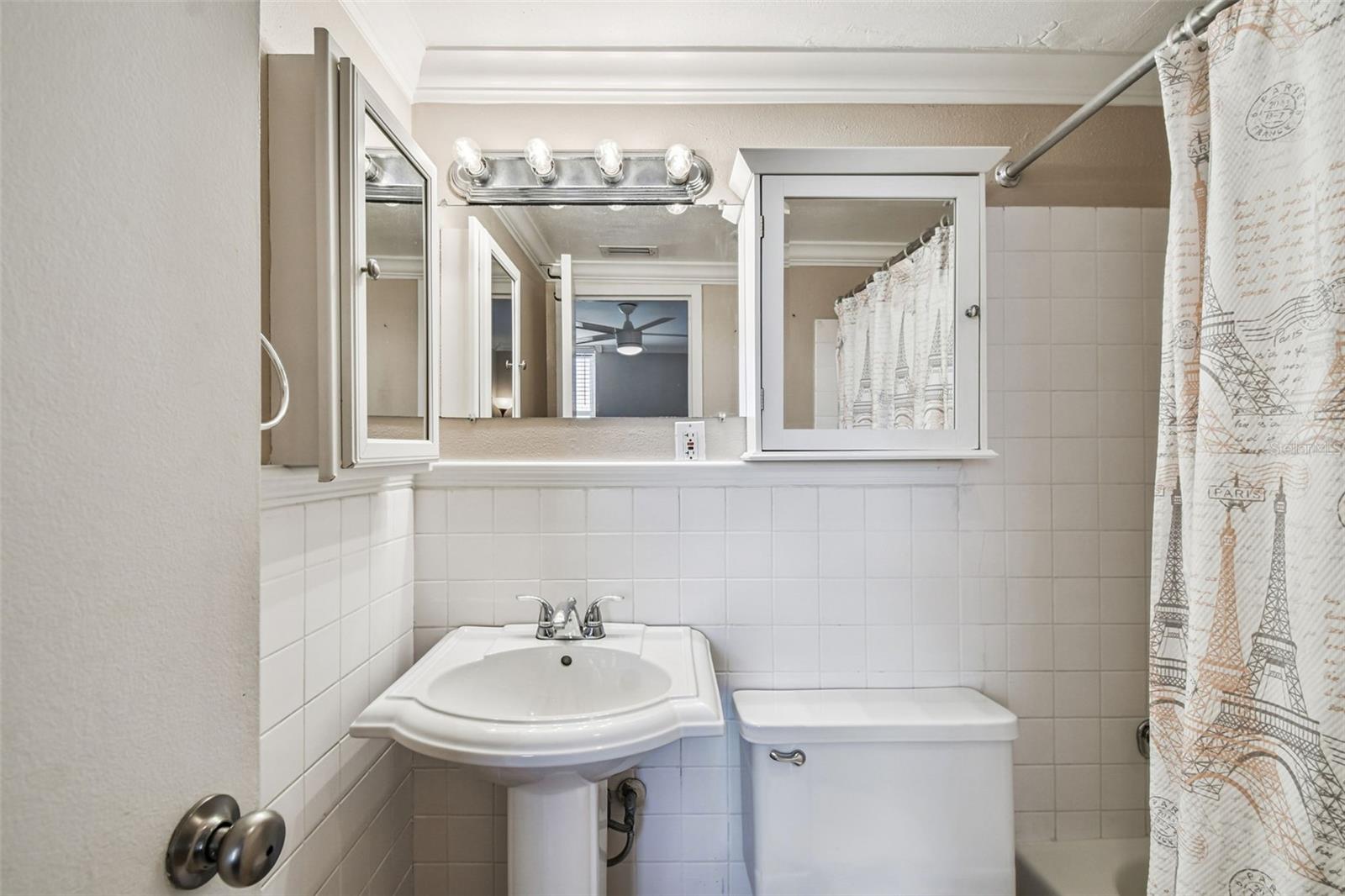 Image 15 of 38 For 4015 Bayshore Boulevard 14e