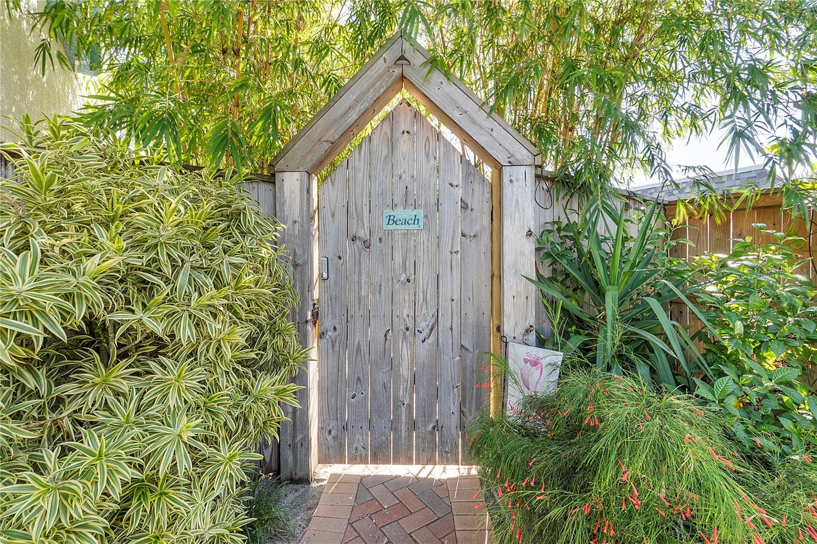 Image 12 of 73 For 235 Orlando Avenue 4