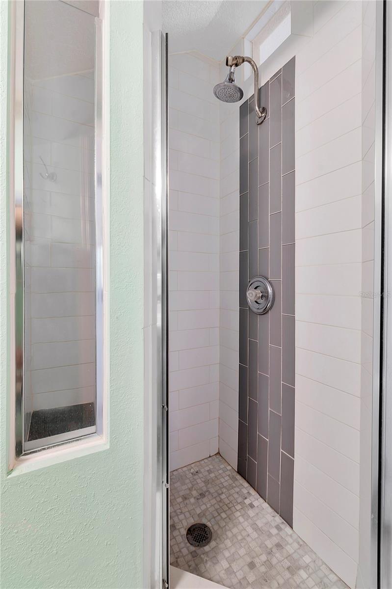 Image 42 of 73 For 235 Orlando Avenue 4