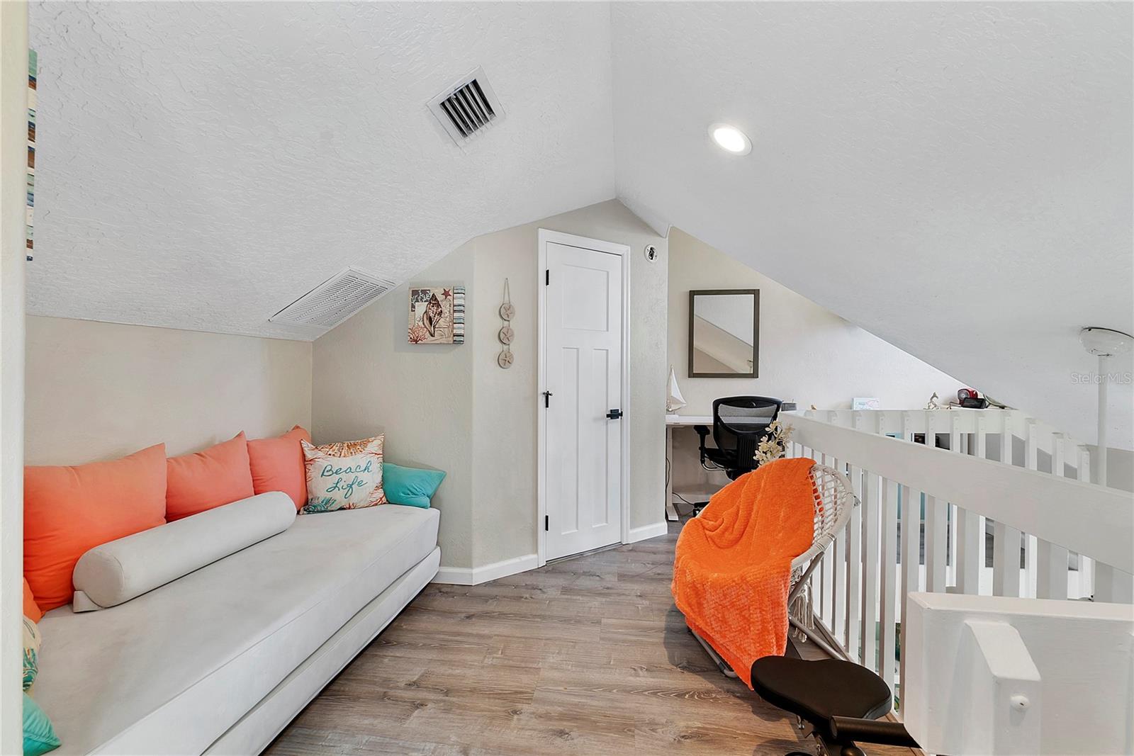 Image 43 of 73 For 235 Orlando Avenue 4