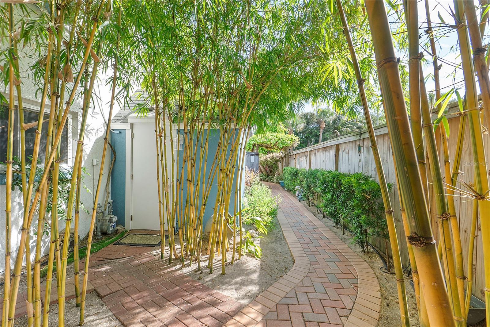 Image 52 of 73 For 235 Orlando Avenue 4