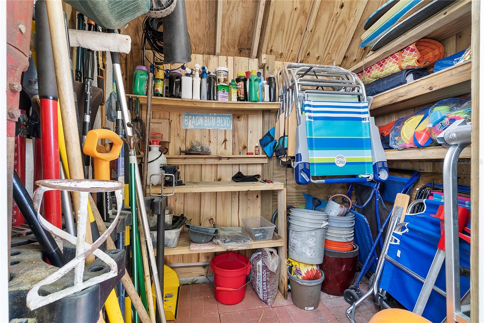 Image 53 of 73 For 235 Orlando Avenue 4