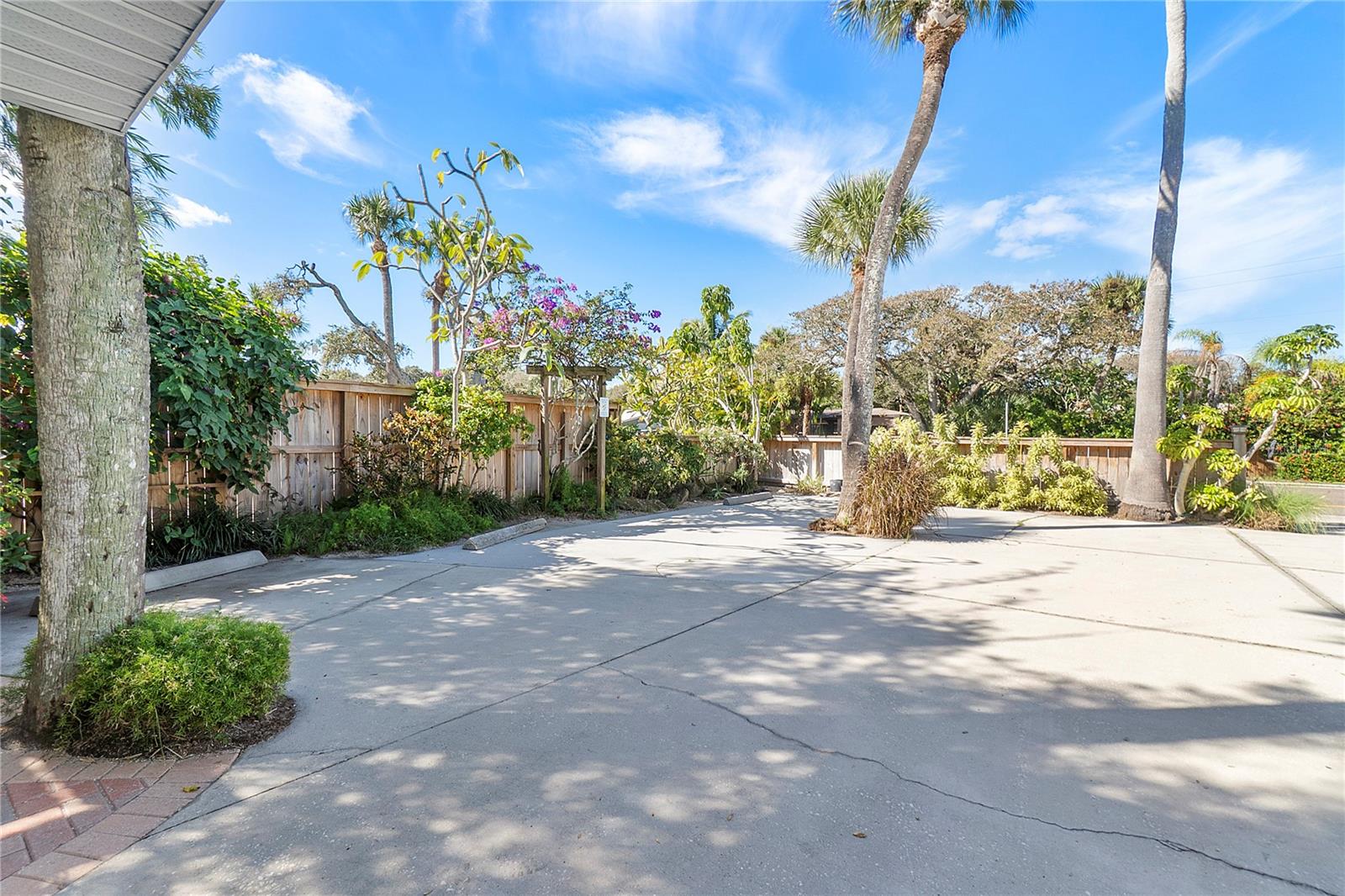 Image 62 of 73 For 235 Orlando Avenue 4