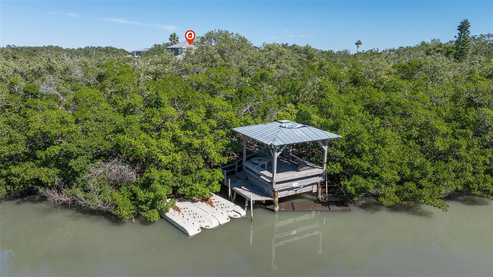 Image 18 of 80 For 2000 Bayview Drive