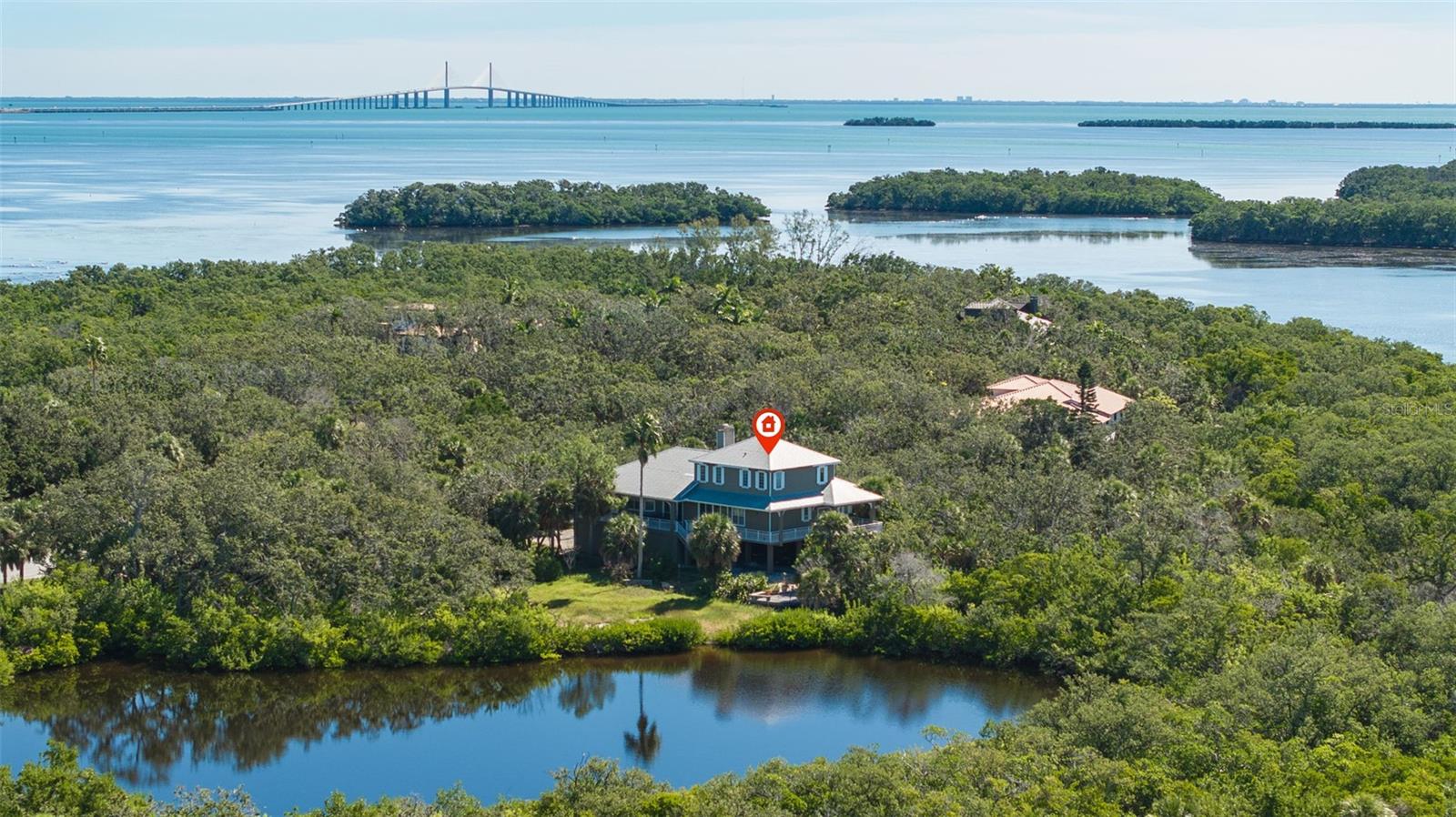 Image 22 of 80 For 2000 Bayview Drive