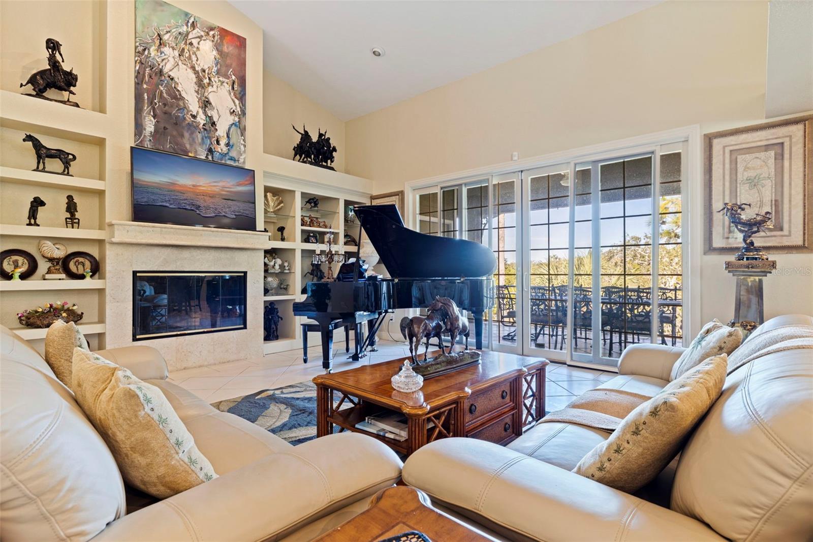 Image 27 of 80 For 2000 Bayview Drive