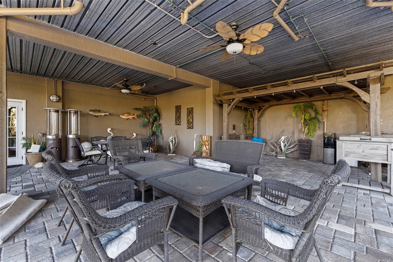 Image 60 of 80 For 2000 Bayview Drive