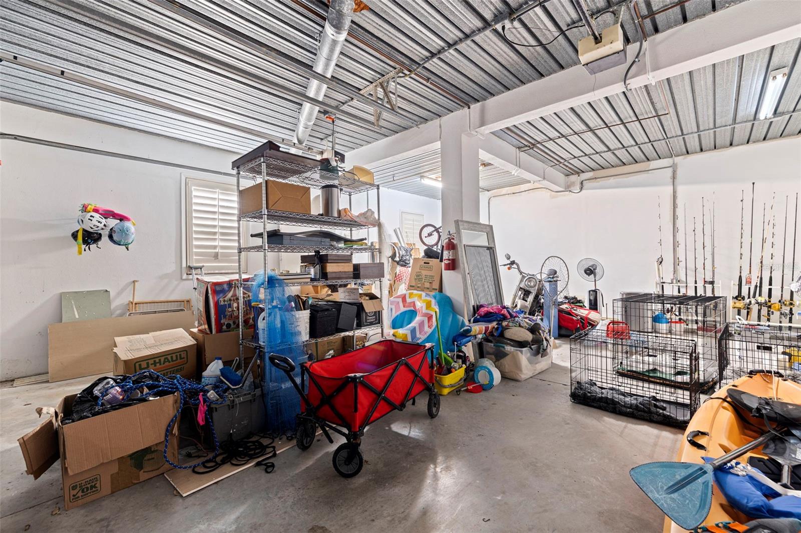 Image 69 of 80 For 2000 Bayview Drive