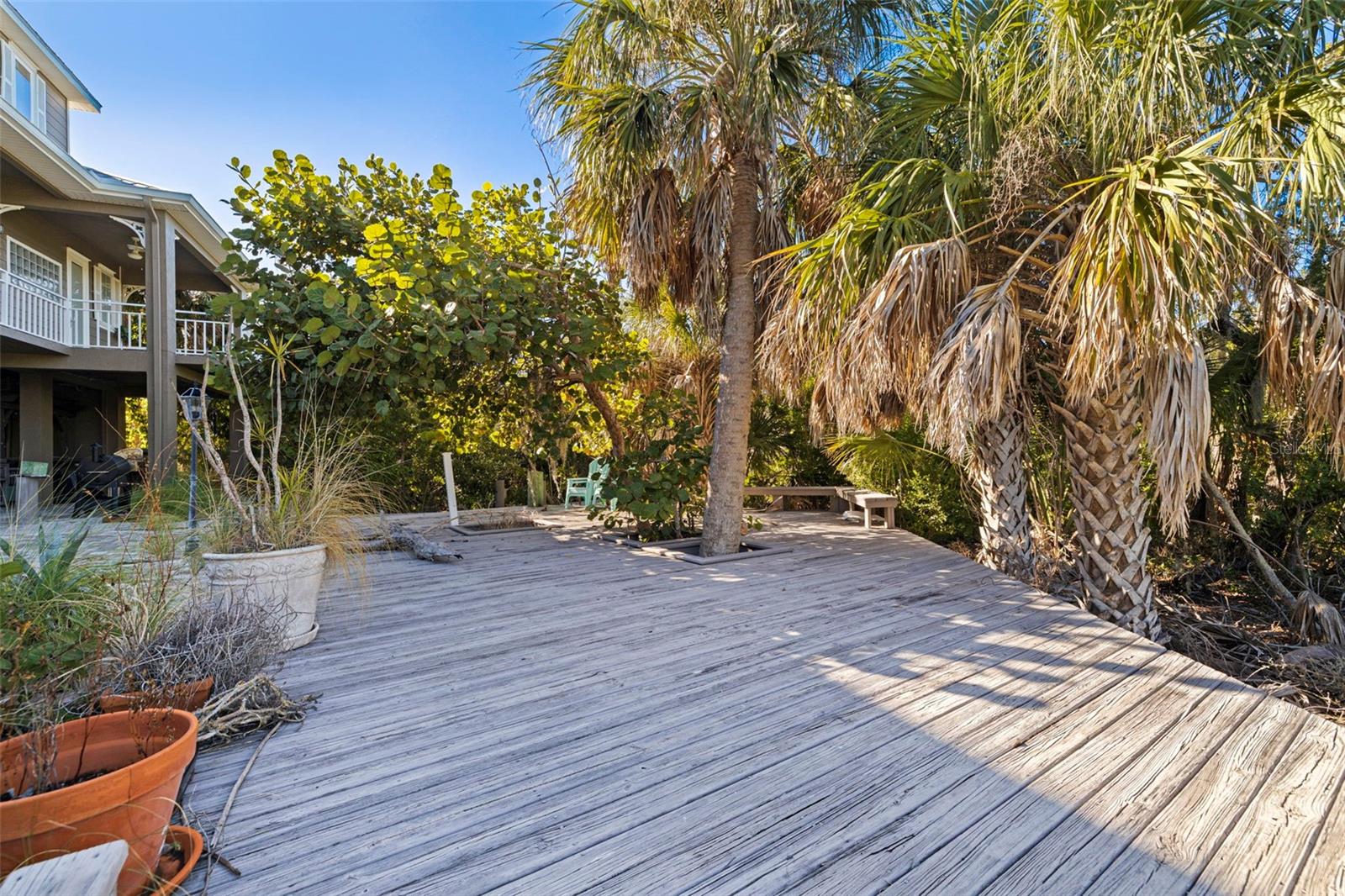 Image 73 of 80 For 2000 Bayview Drive