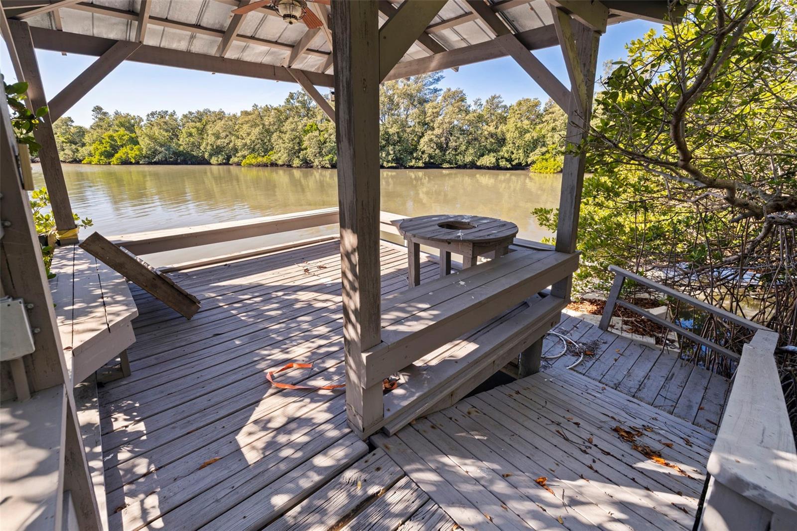 Image 78 of 80 For 2000 Bayview Drive