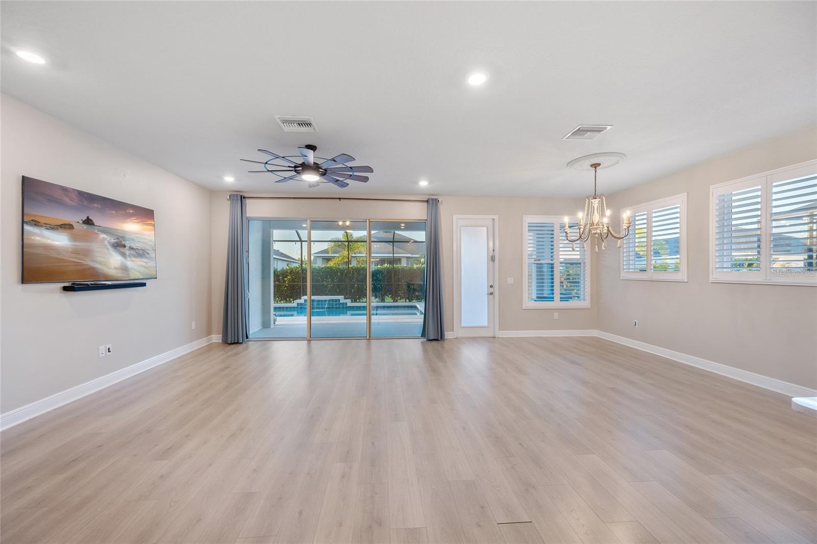 Image 4 of 70 For 11720 Chevelon Lane