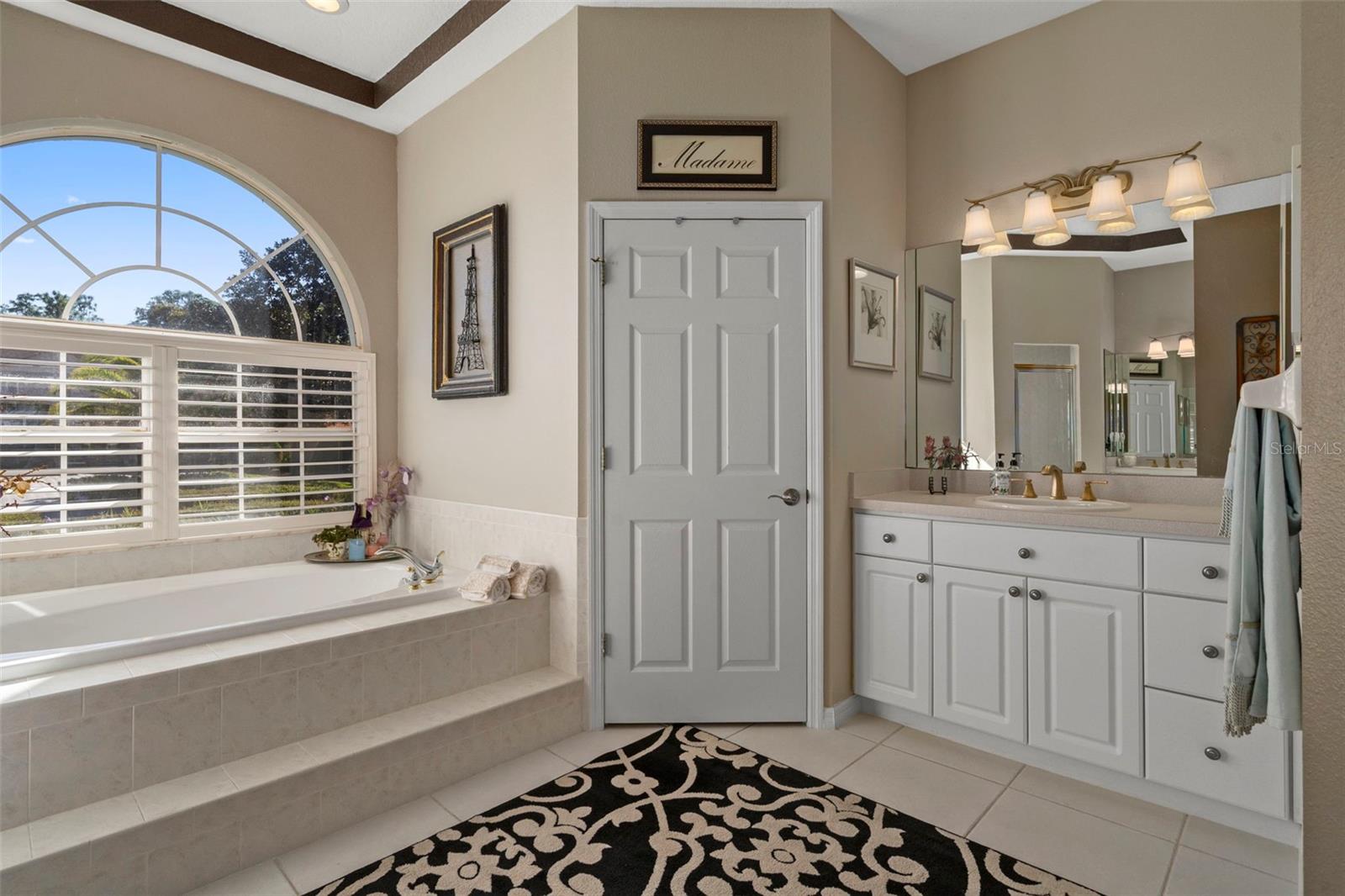 Image 27 of 58 For 8789 Mississippi Run