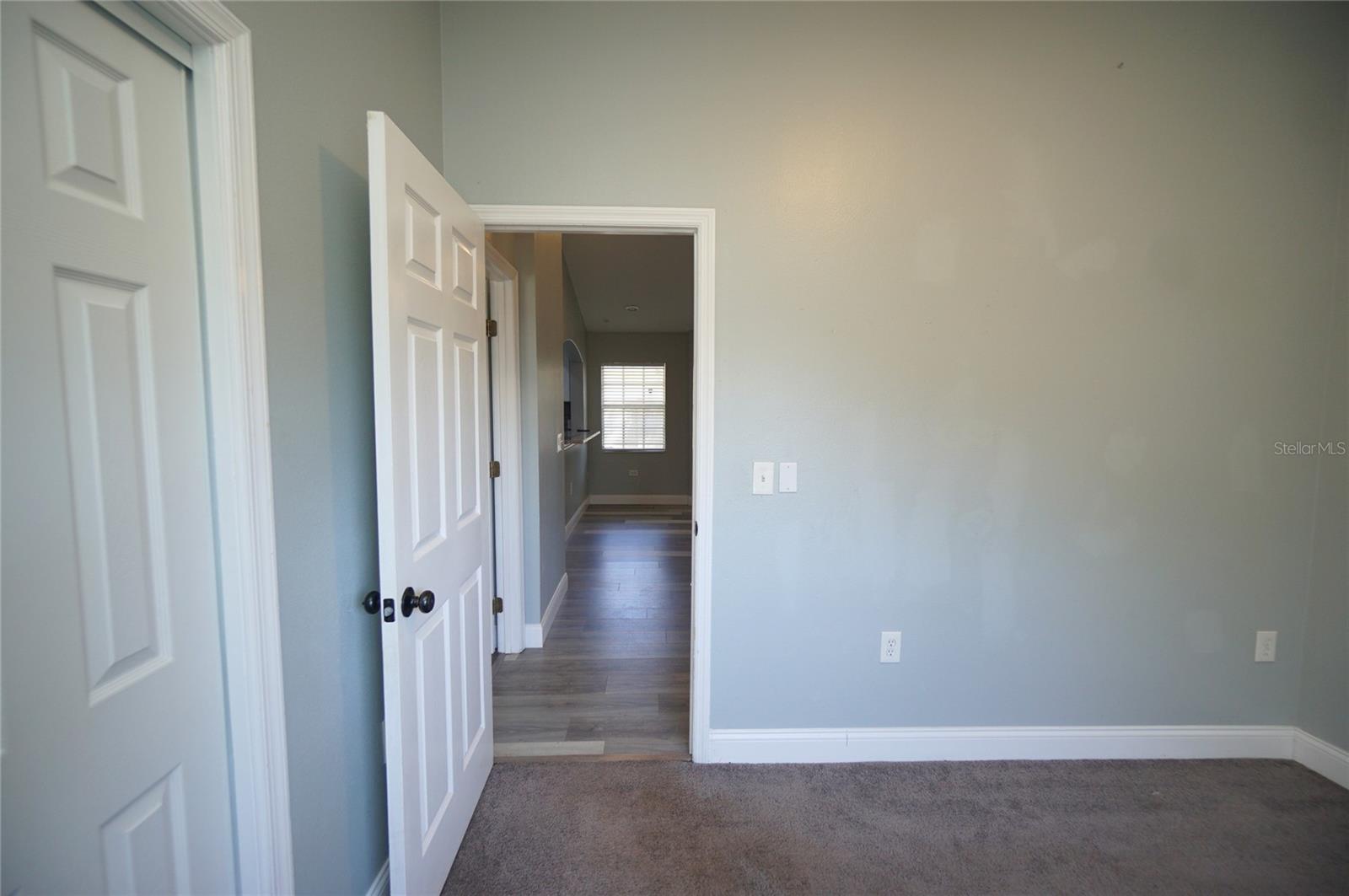 Image 10 of 21 For 2416 Ida Street