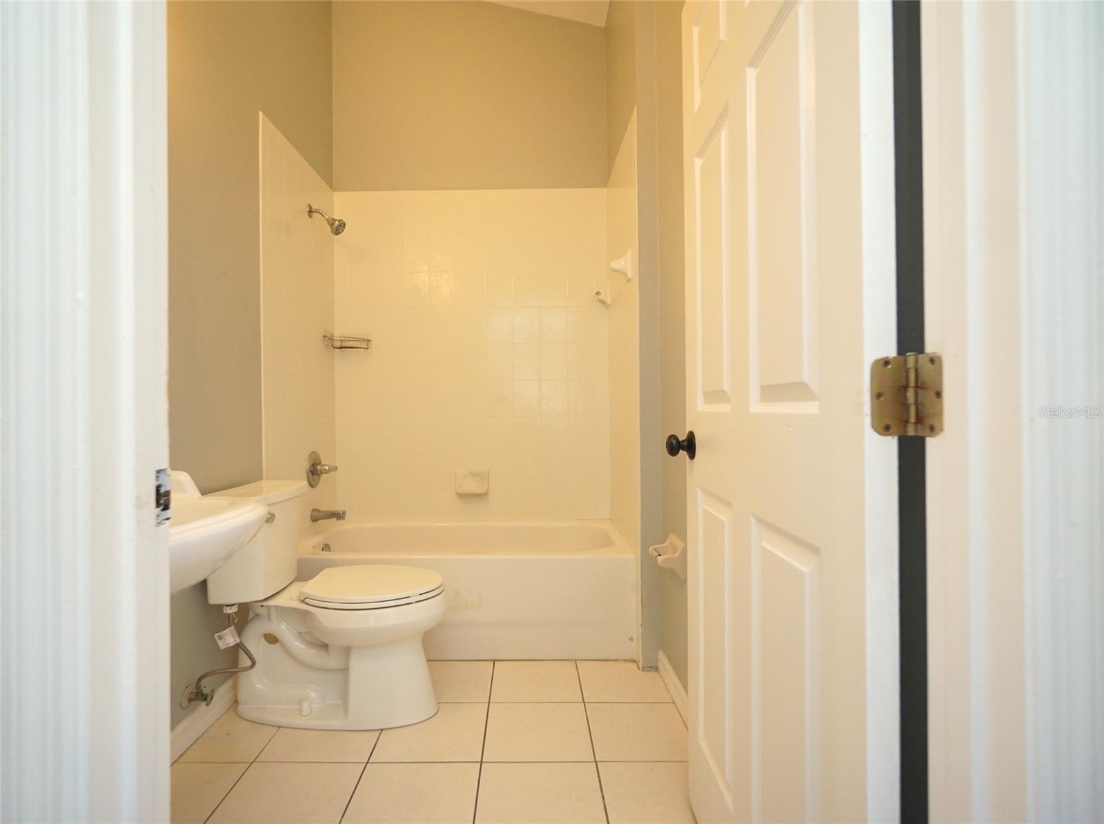 Image 14 of 21 For 2416 Ida Street